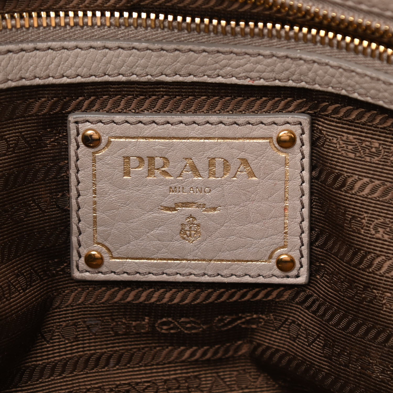 Prada Vitello Daino Pocket Tote Argilla 5 of 20