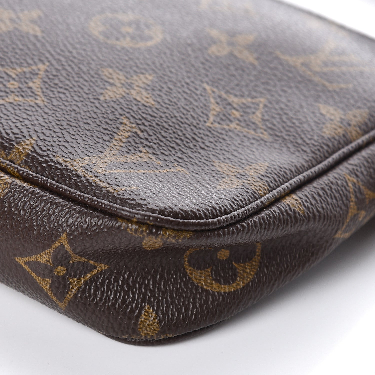 Louis Vuitton Monogram Pochette Accessories 9 of 9