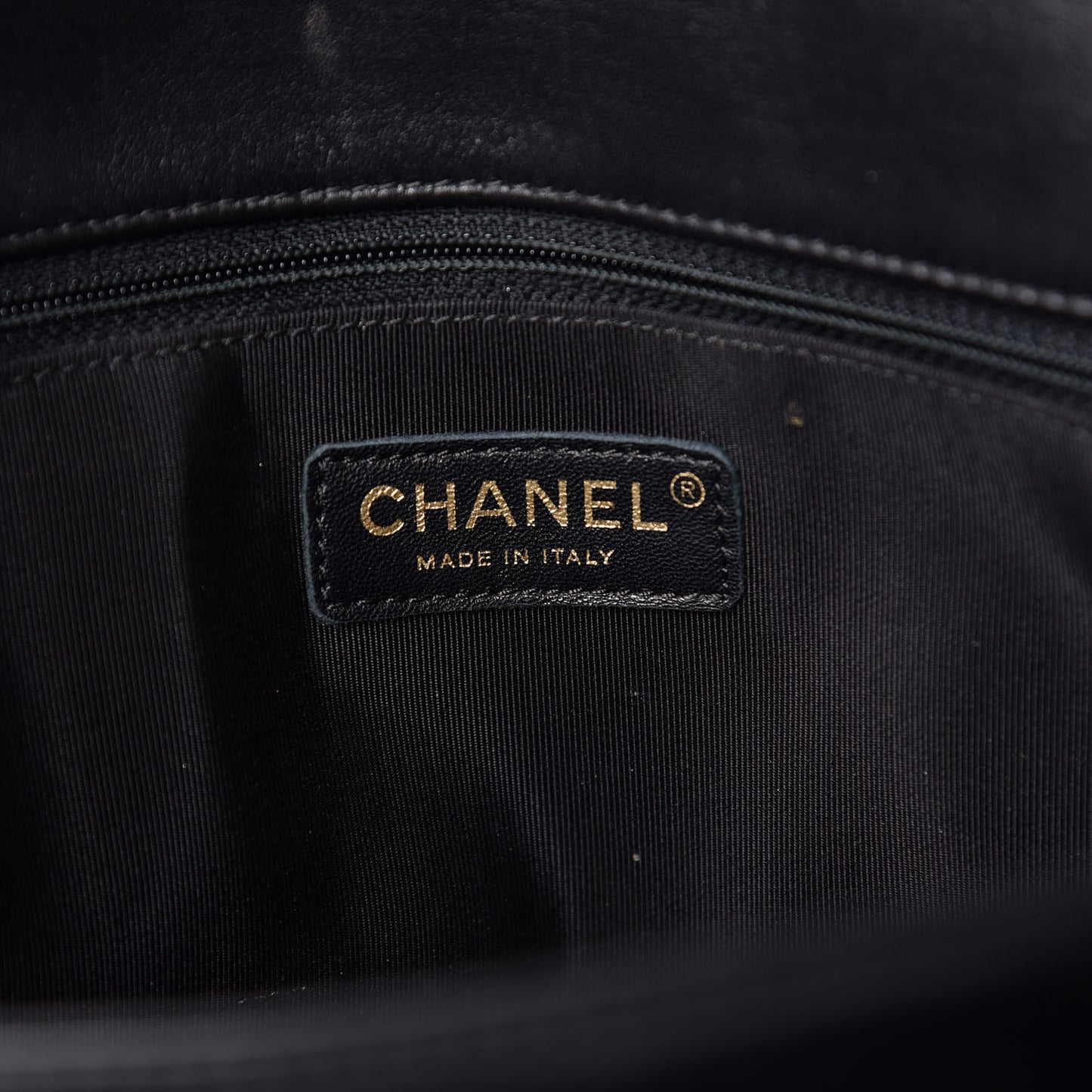 Lambskin Quilted CC Unchained Clutch Black