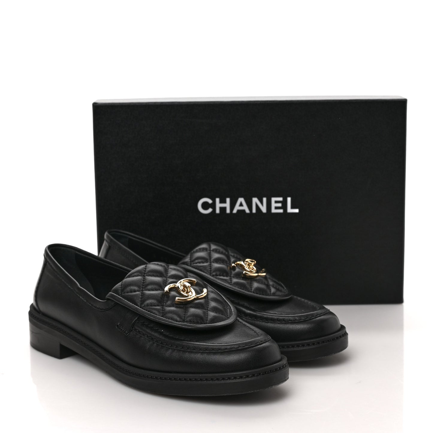 Lambskin Quilted CC Turnlock Loafers 40 Black