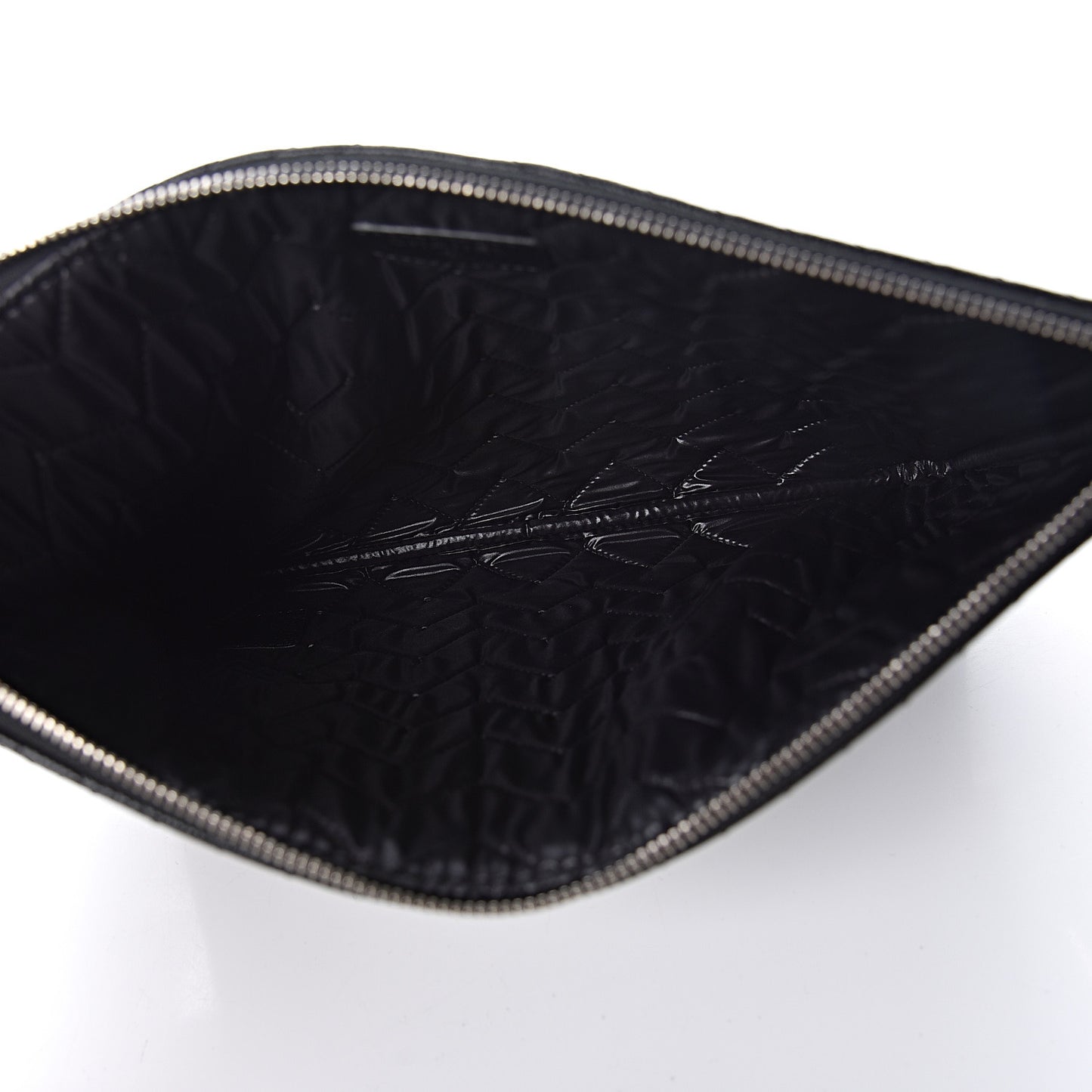 Caviar Chevron Quilted Medium Cosmetic Case Black