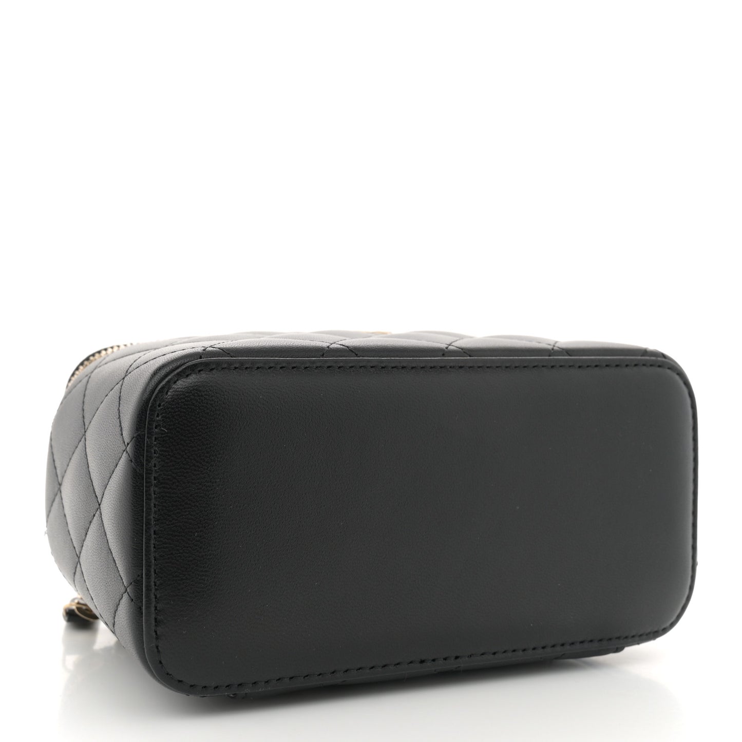 Lambskin Quilted Small Top Handle Vanity Case With Chain Black