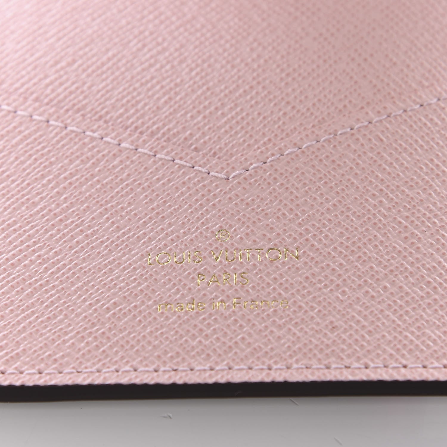 Louis Vuitton Monogram 2020 Christmas Animation Big Wheel Passport Cover Rose Ballerine 4 of 8