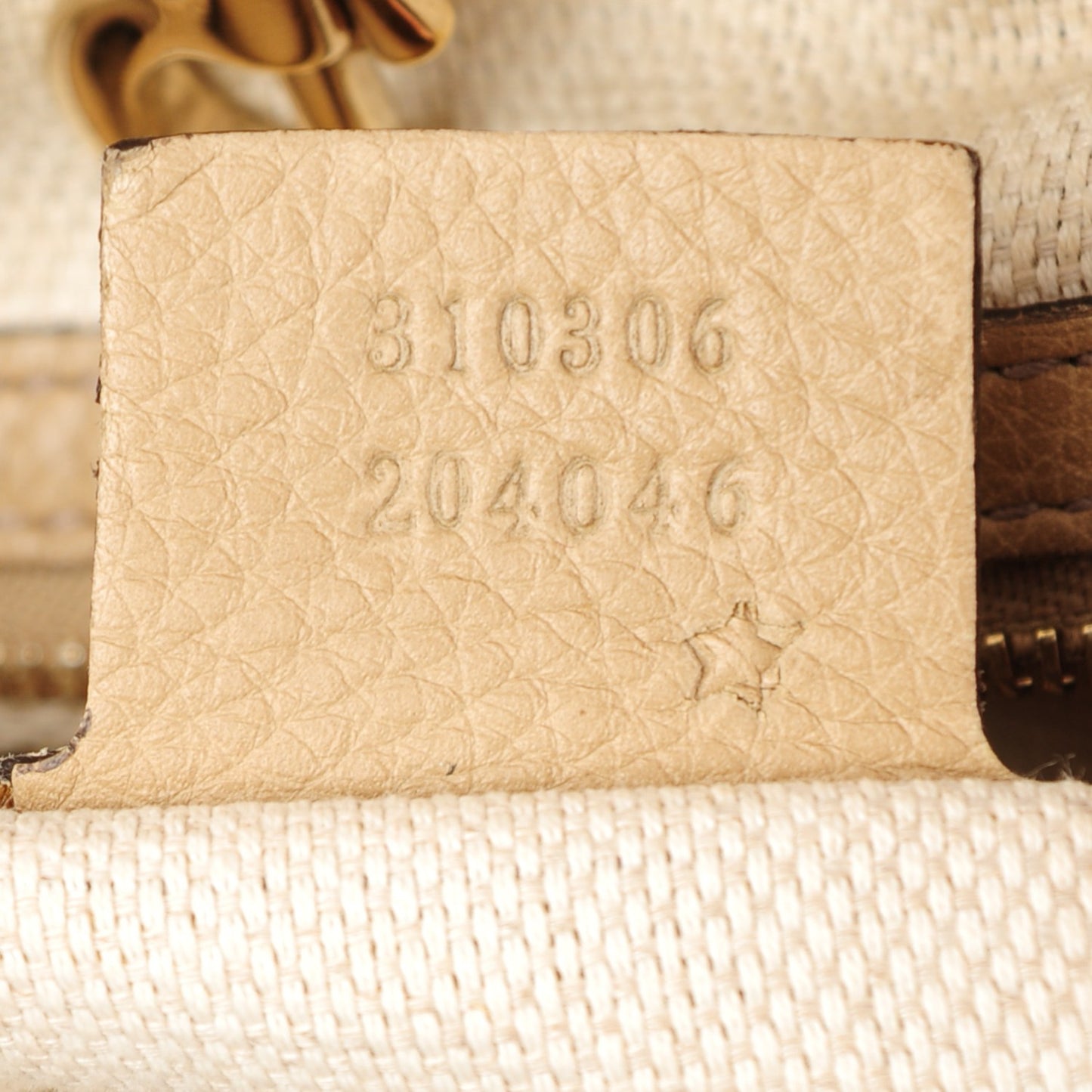 Pebbled Calfskin Large Soho Chain Shoulder Bag Cream