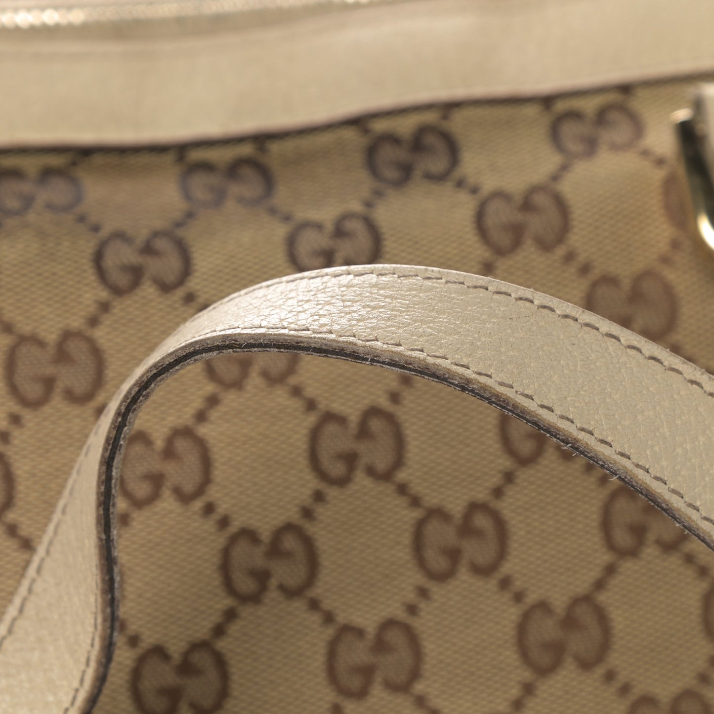 Monogram Medium Abbey Tote Off White