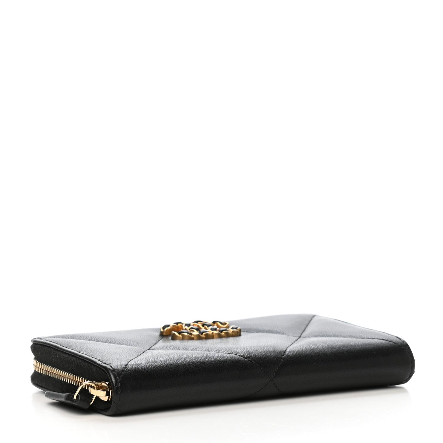 Shiny Goatskin Quilted Chanel 19 Long Zipped Around Wallet Black