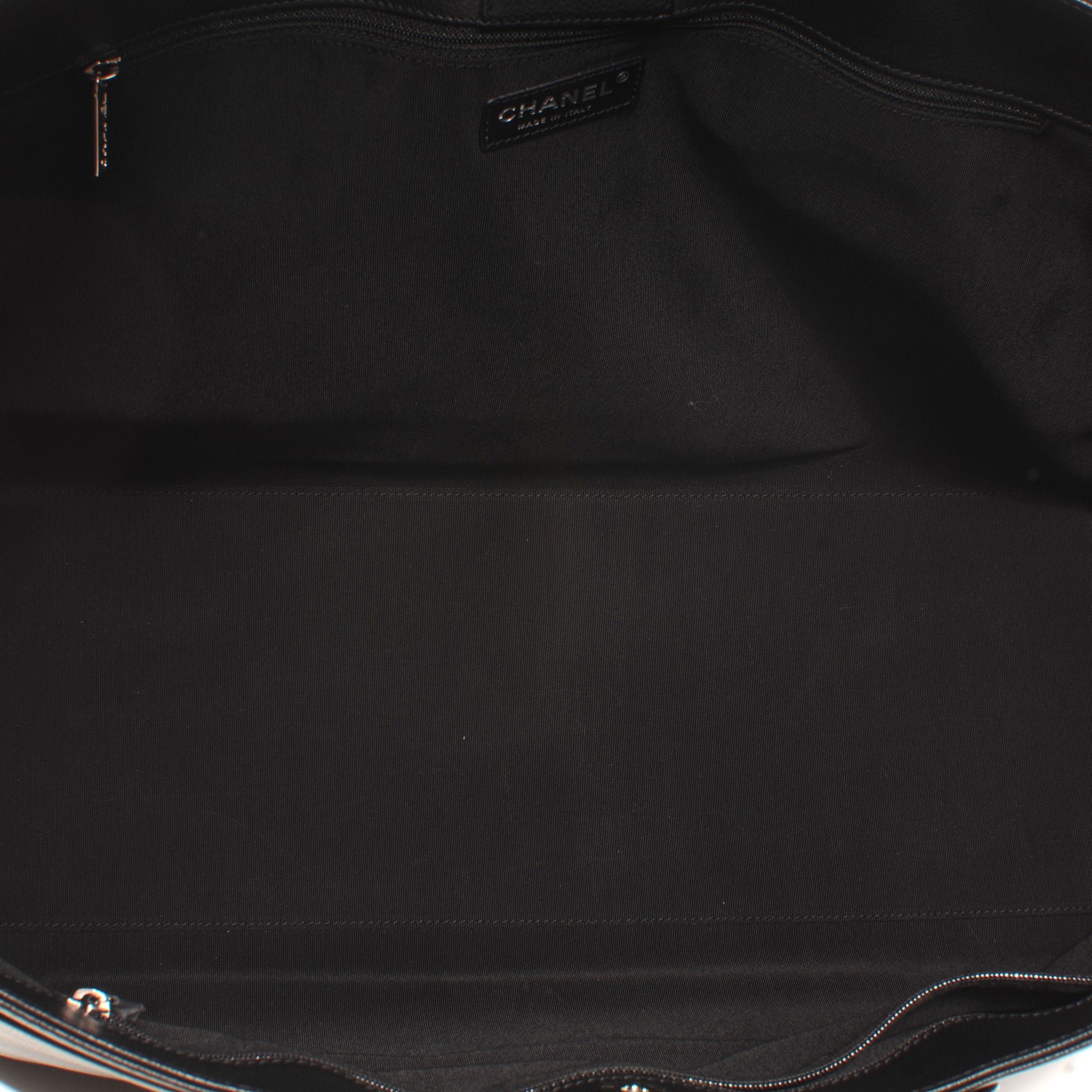 Chanel Calfskin XL Cerf Tote Black 5 of 7