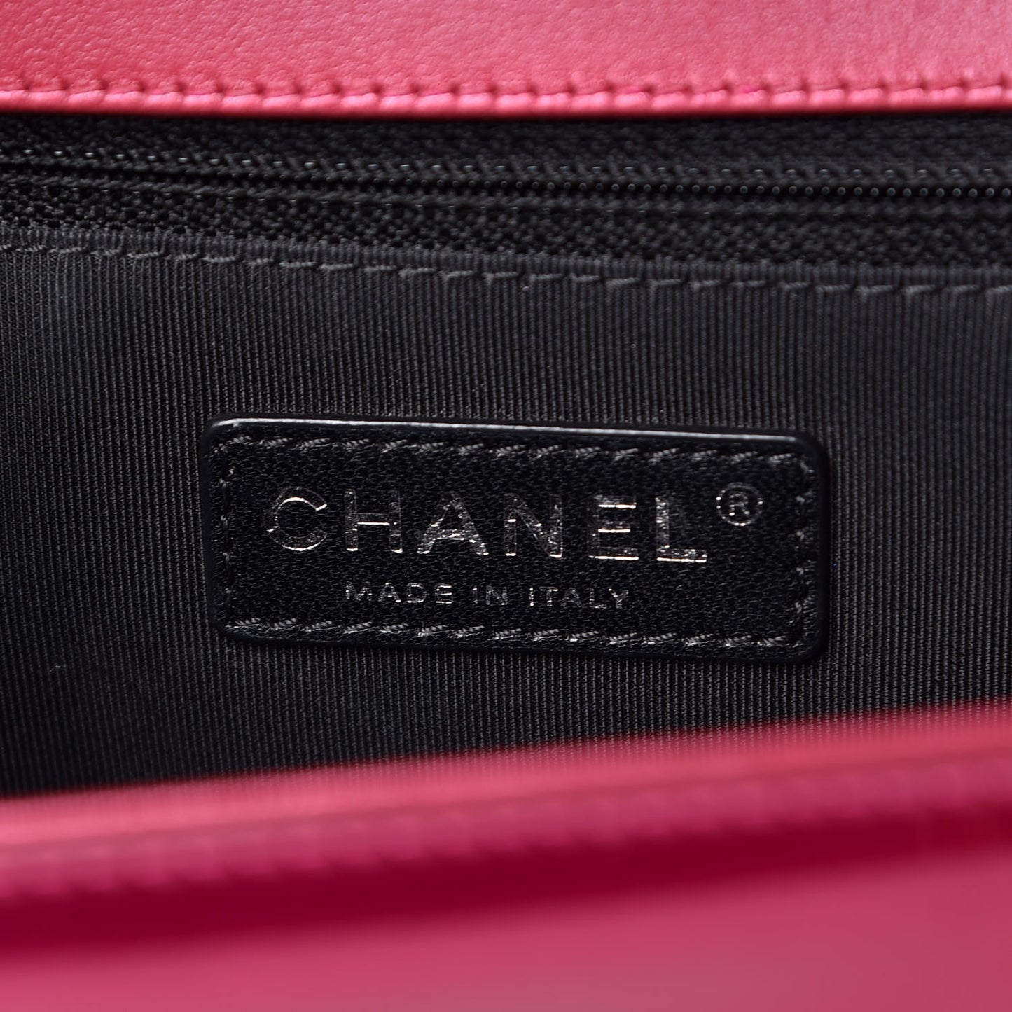 Metallic Patent Calfskin New Medium Boy Flap Pink