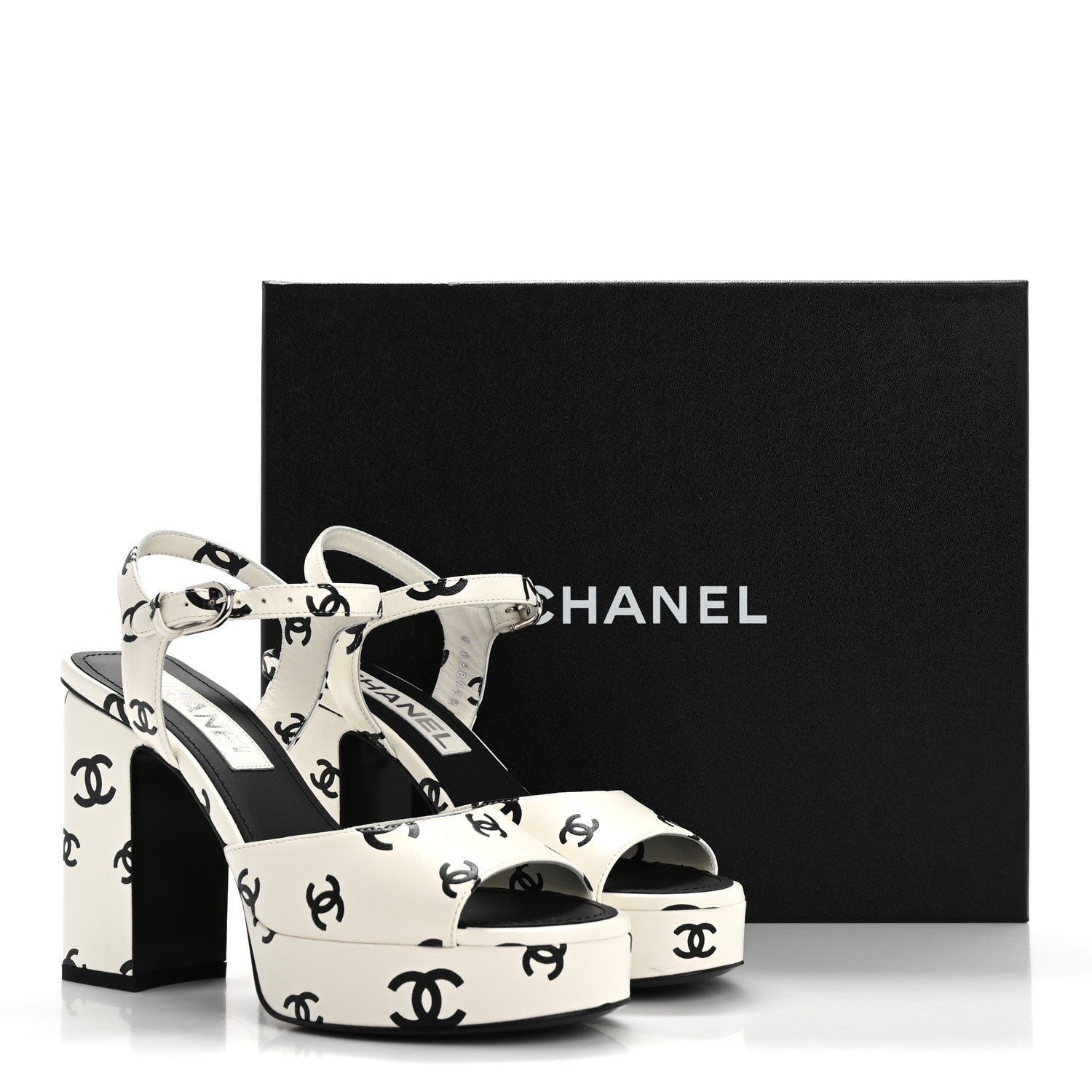 Chanel Printed Lambskin CC Platform Sandals 36 White Black 10 of 10