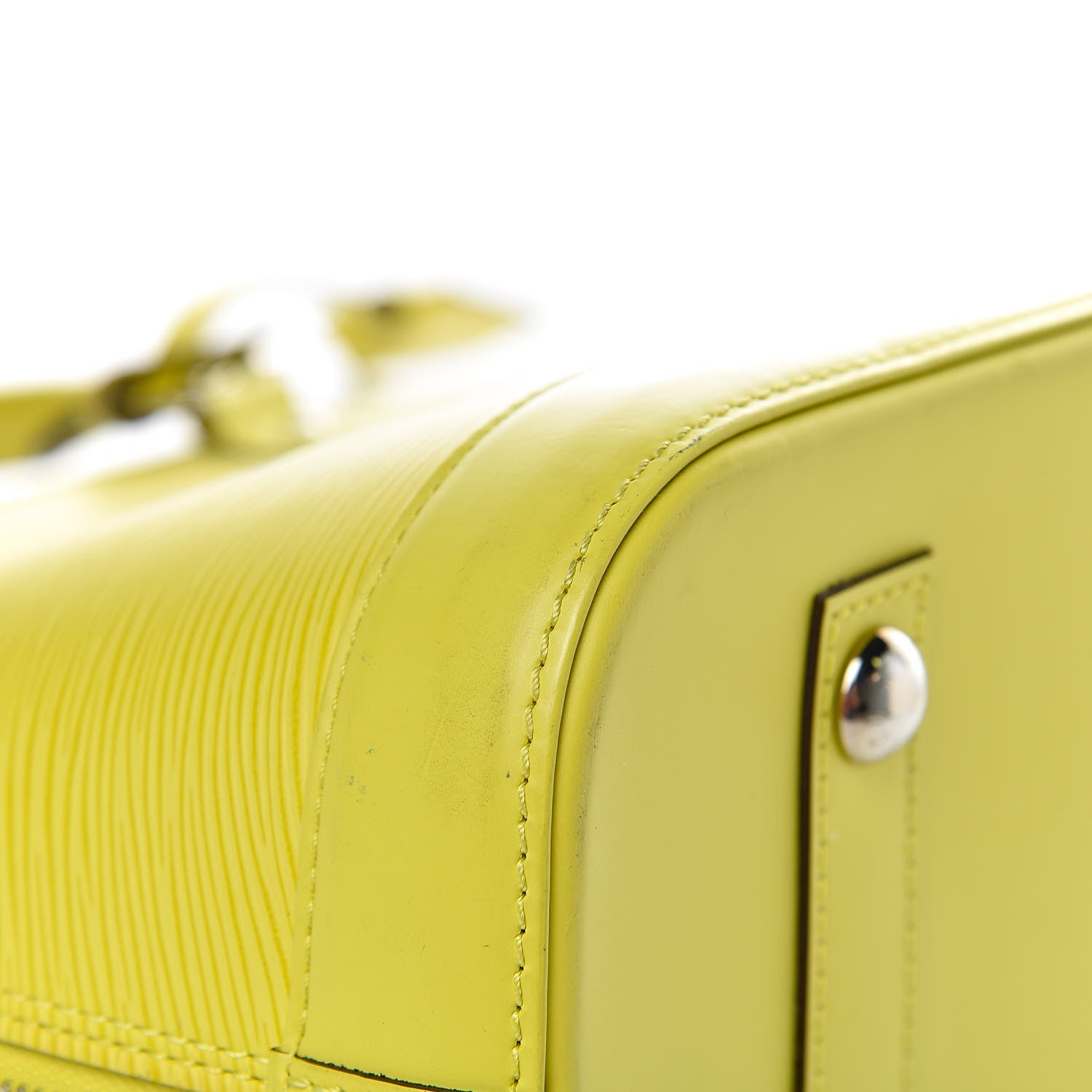 Louis Vuitton Epi Alma PM Pistache 14 of 19