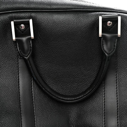 Louis Vuitton Taiga Kendall PM Acajou 11 of 12