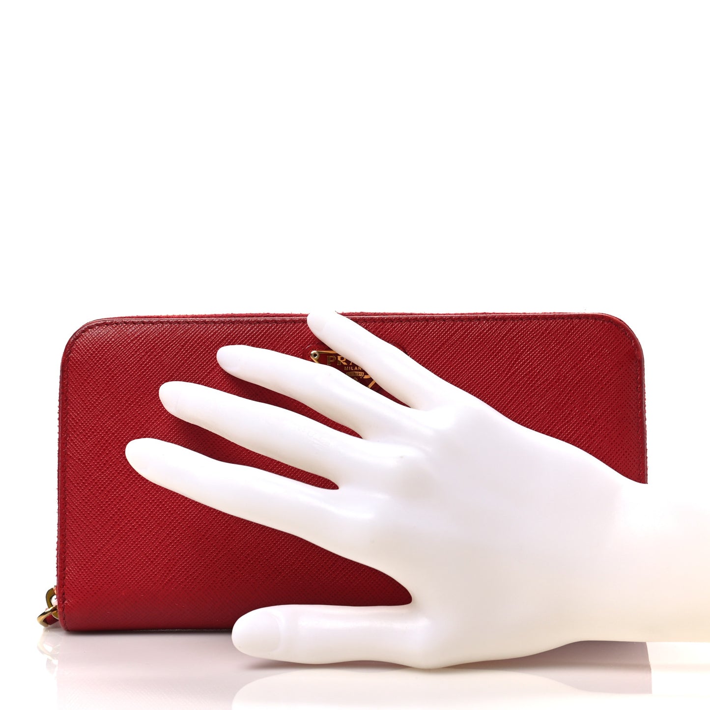 Saffiano Triangle Zip Around Wallet Fuoco