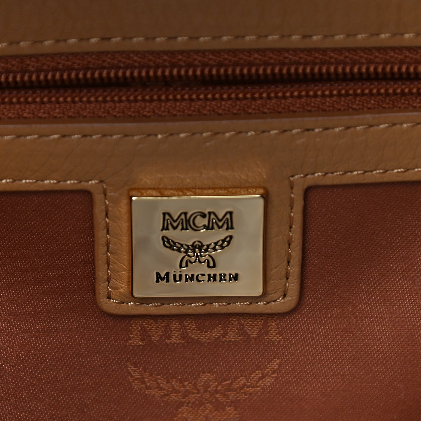 Visetos Medium Sprinkle Stud Stark Backpack Cognac