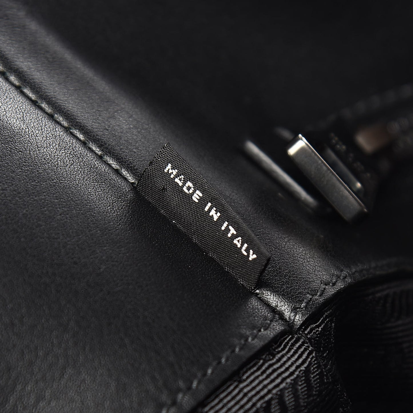 City Calf Tessuto Nylon Shopping Tote Black