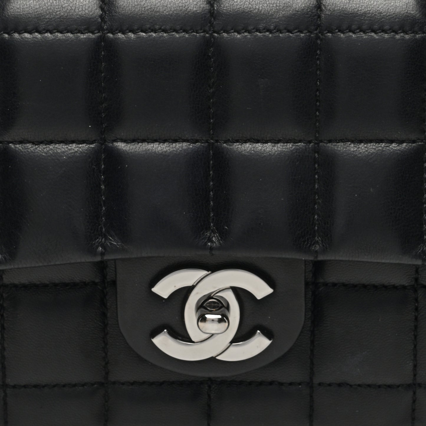 Lambskin East West Chocolate Bar Chain Flap Black