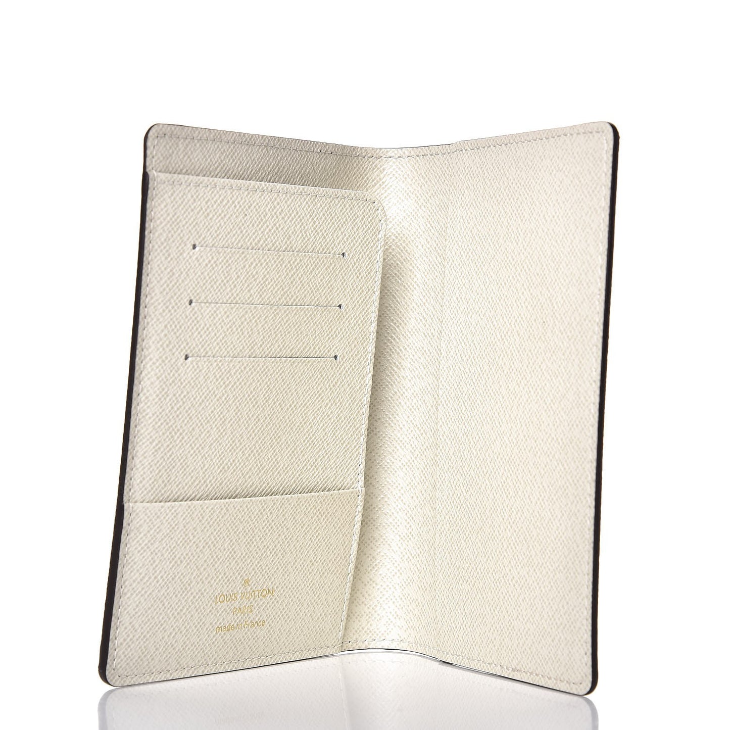 Monogram My LV Heritage Passport Cover White Gris