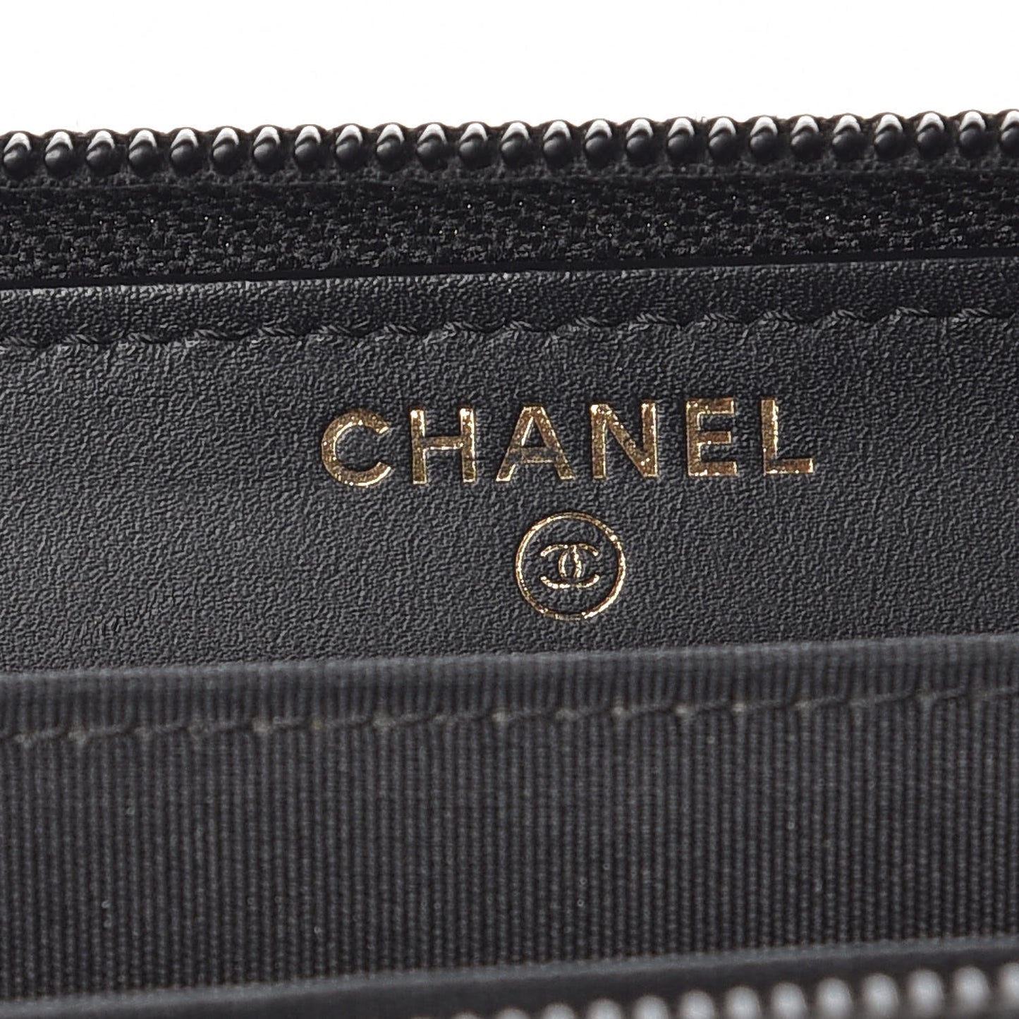 Caviar Quilted Small Boy Zip Around Wallet Black