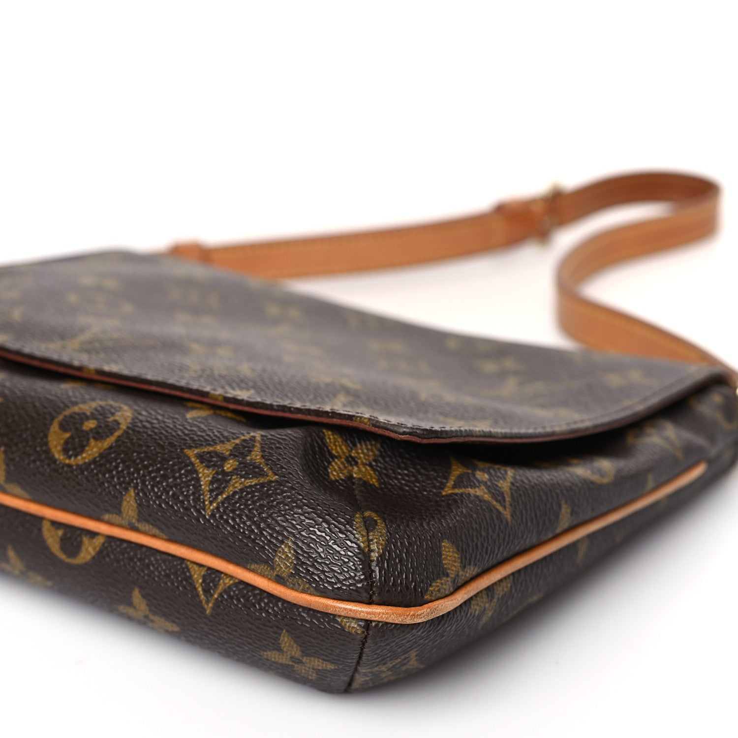 Louis Vuitton Monogram Musette Tango 8 of 8