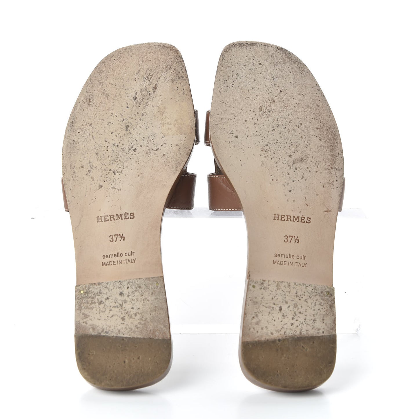 Box Calfskin Oran Sandals 37.5 Gold