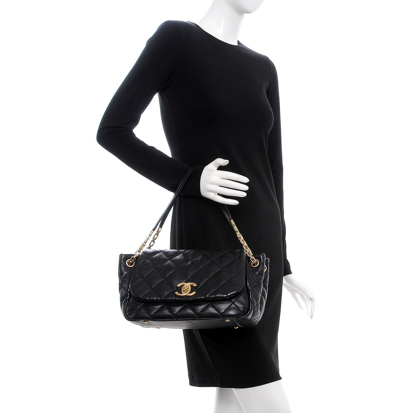 Calfskin Quilted Retro Chain Flap Black