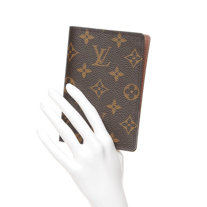 Louis Vuitton Monogram Passport Cover 2 of 8