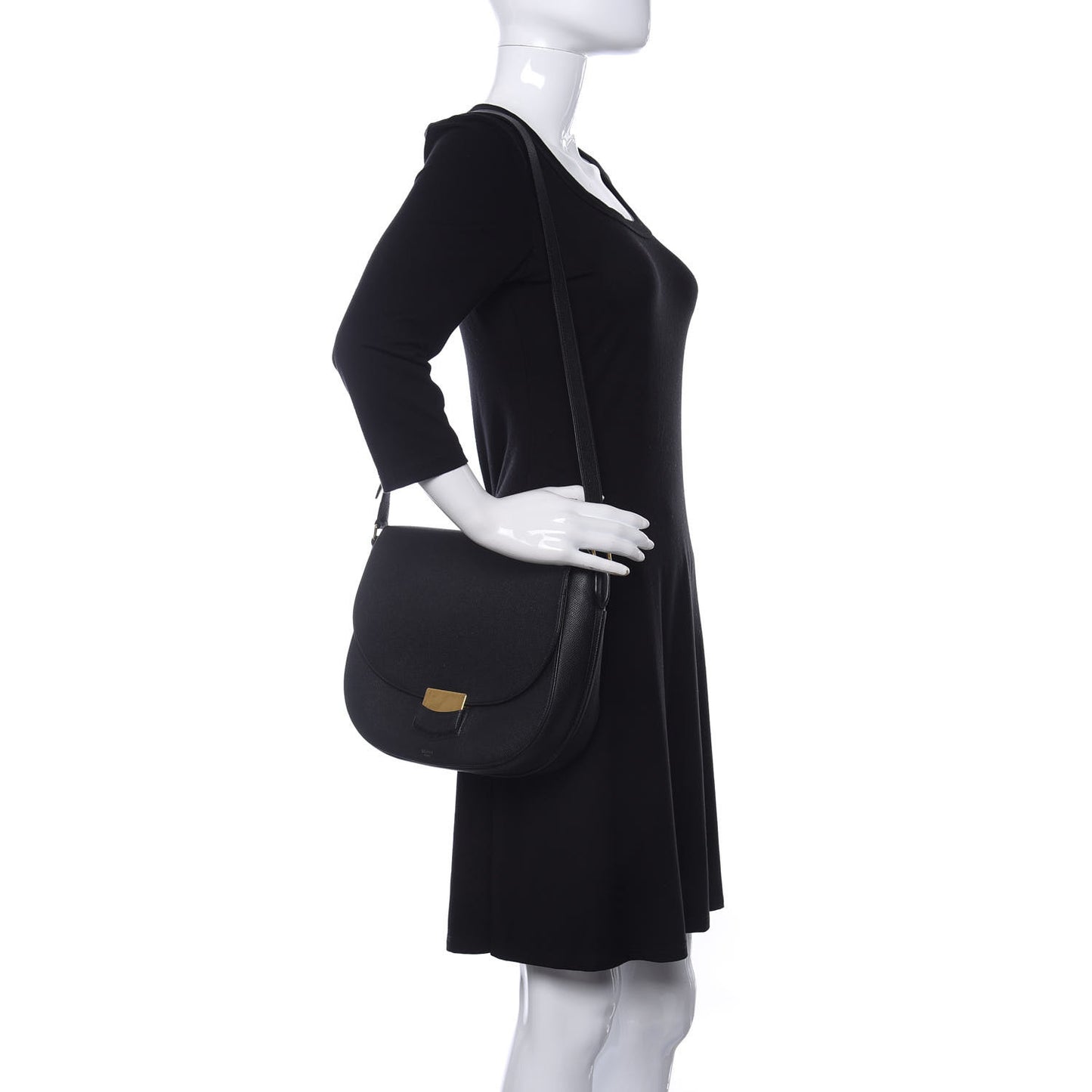 Grained Calfskin Medium Trotteur Black