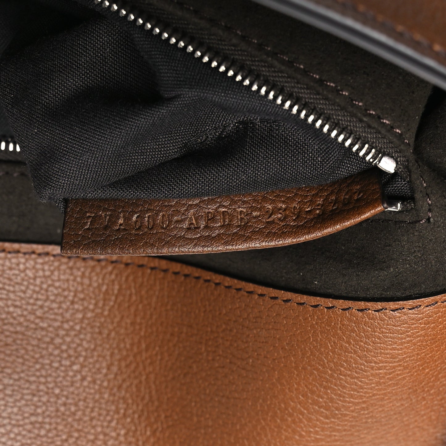 Vitello Tamponato Vintage Jacquard FF 1974 Zip Baguette Moro