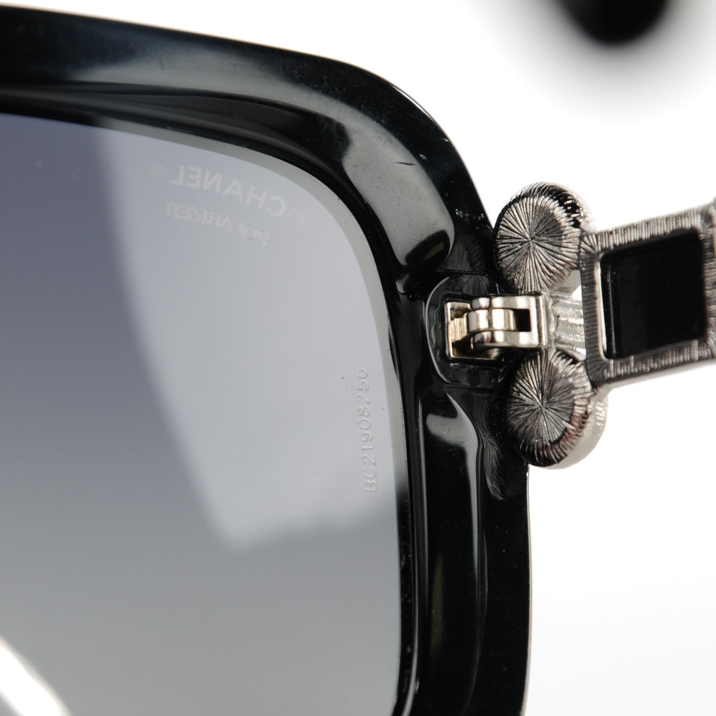 Pearl Crystal Bijoux Polarized Sunglasses 5335-H-B Black