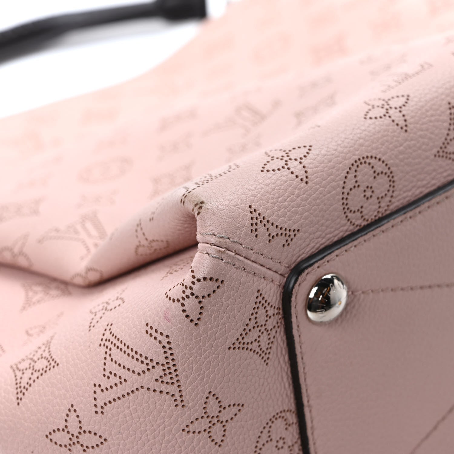 Louis Vuitton Mahina Babylone PM Magnolia 9 of 10