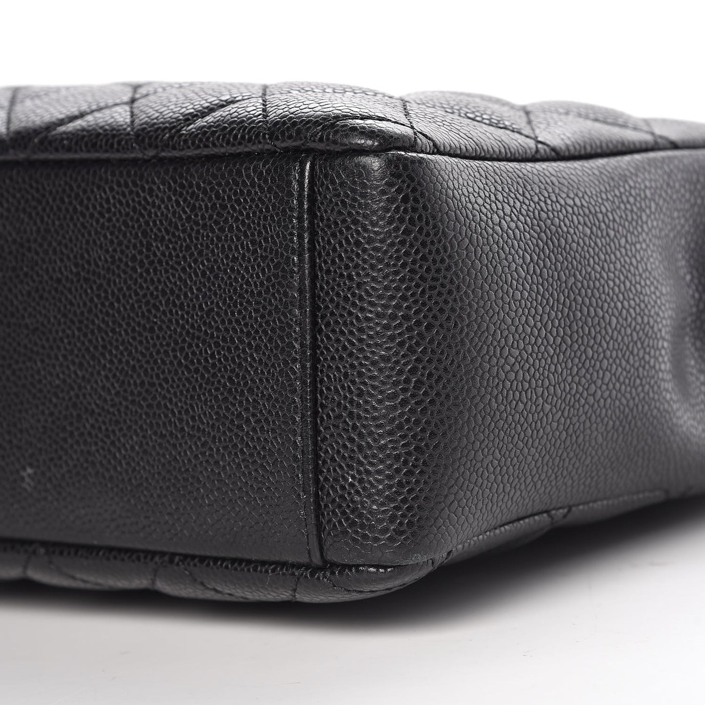Caviar Quilted Petit Shopping Tote PST Black