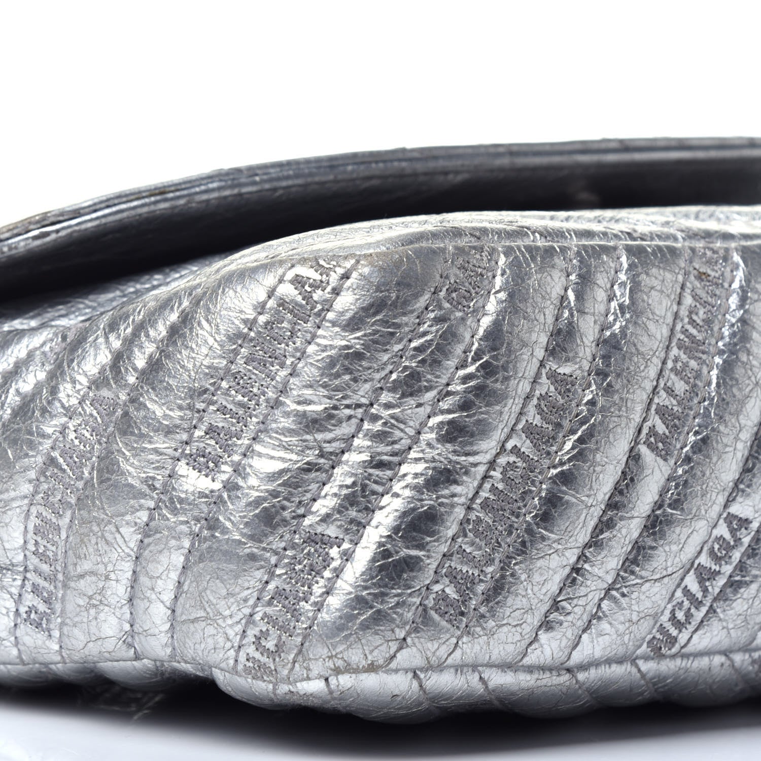 Balenciaga Metallic Arena Calfskin Logo Matelasse M BB Round Shoulder Bag Argent 7 of 8