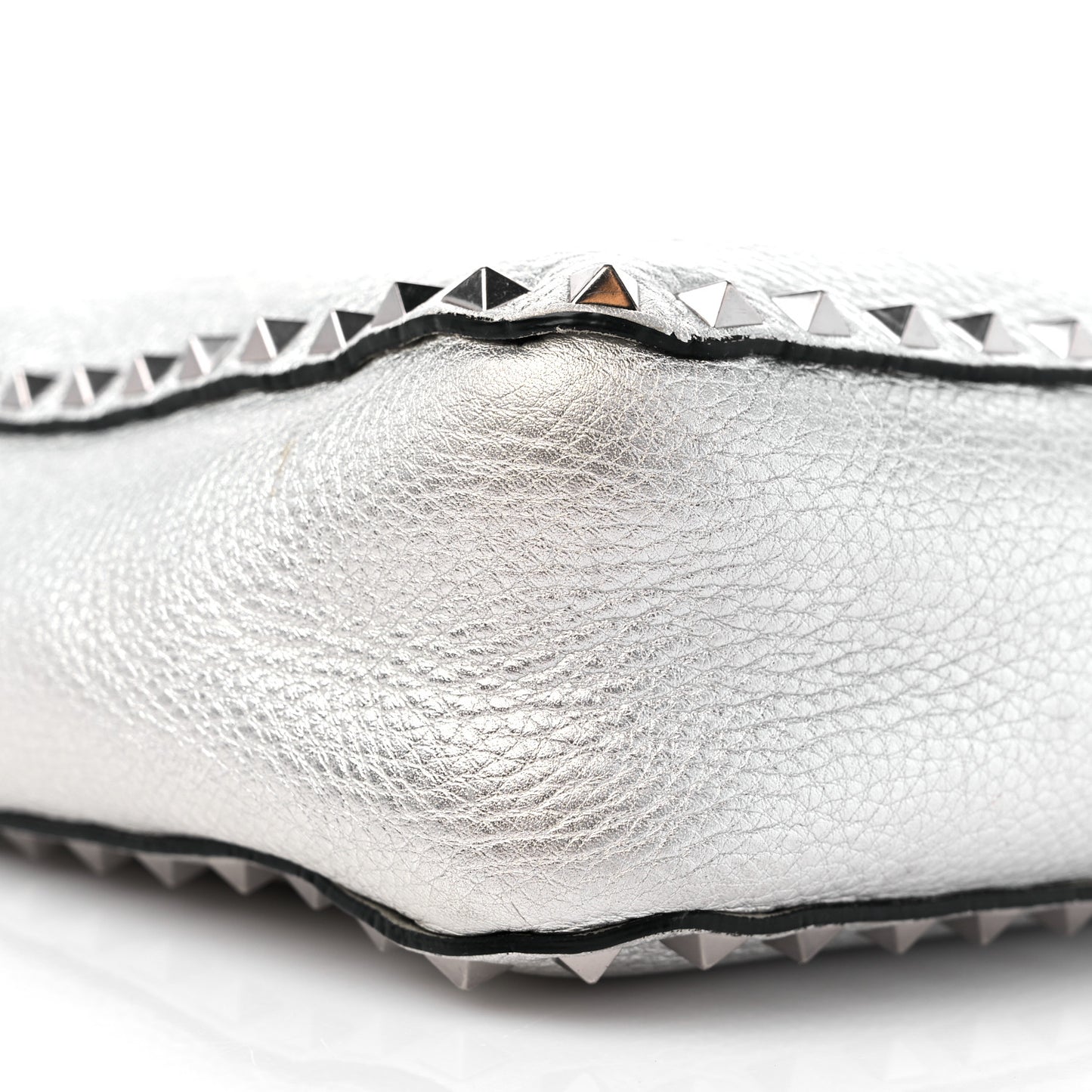 Metallic Pebbled Calfskin Small Rockstud Flip-Lock Messenger Bag Silver