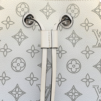 Louis Vuitton Mahina Degrade Muria Bleu 7 of 12