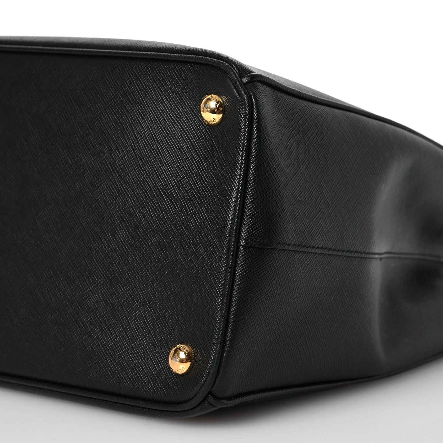 Saffiano Lux Large Galleria Double Zip Tote Black