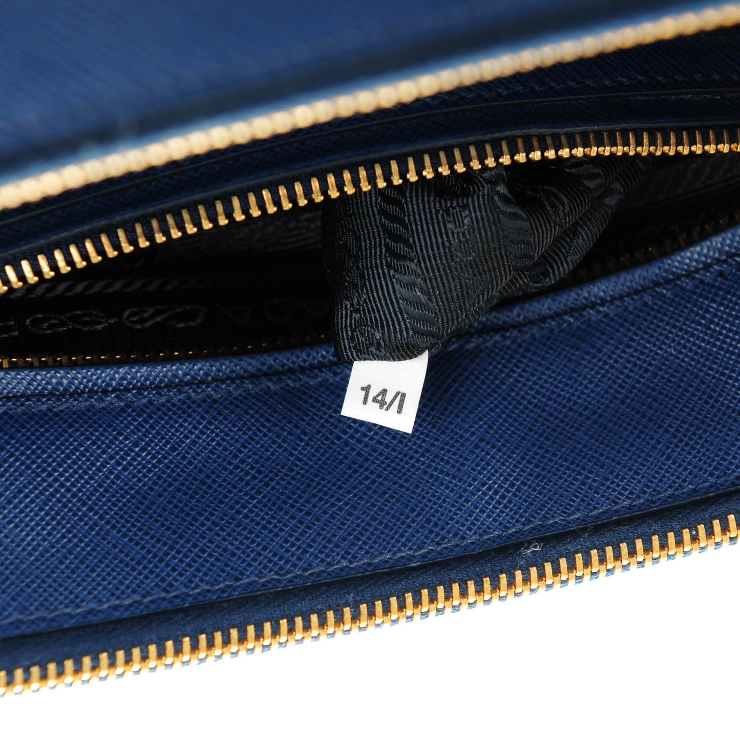 Saffiano Small Galleria Double Zip Tote Bluette
