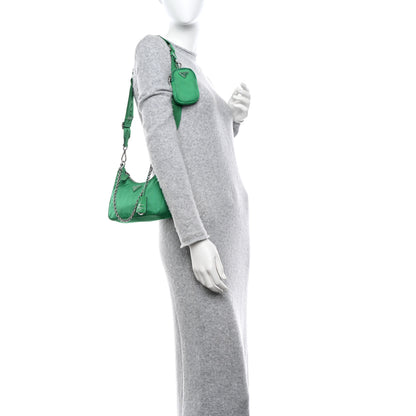 Prada Nylon Re-Edition 2005 Shoulder Bag Menta 2 of 14