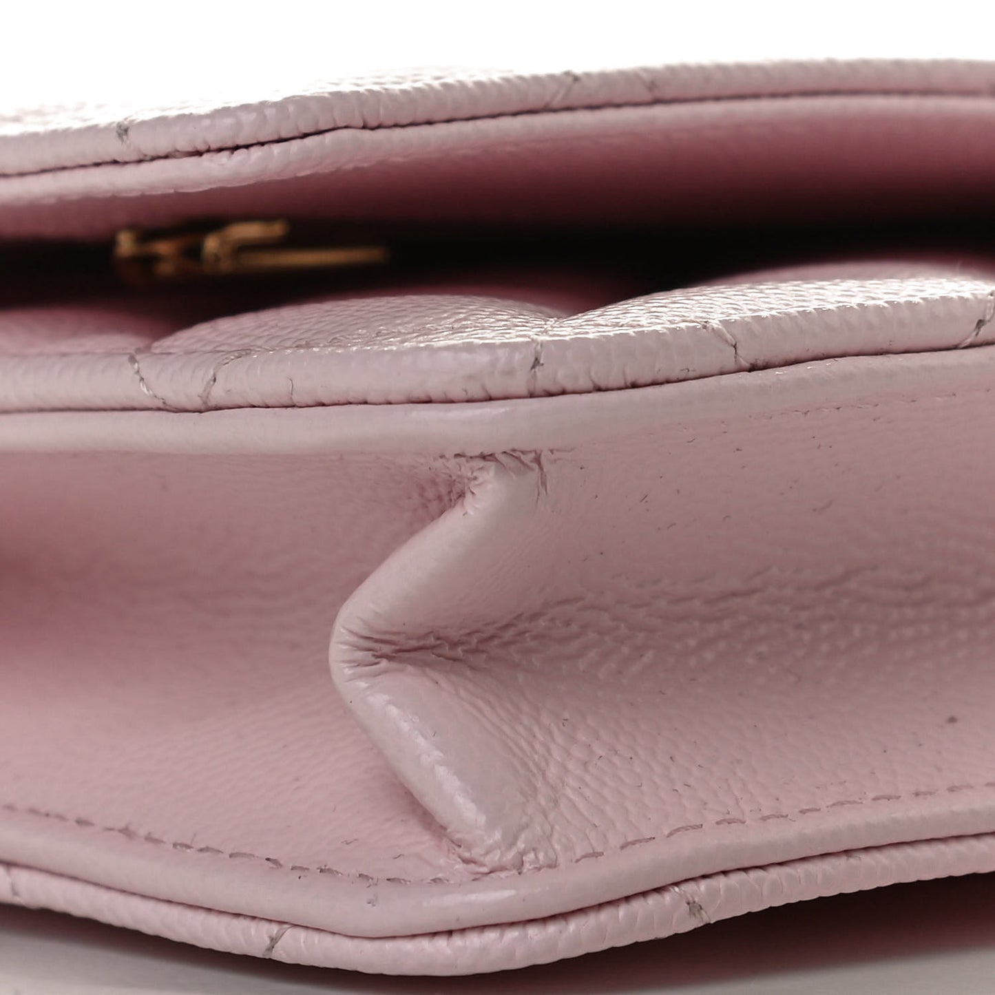Caviar Quilted Wallet On Chain WOC Light Pink