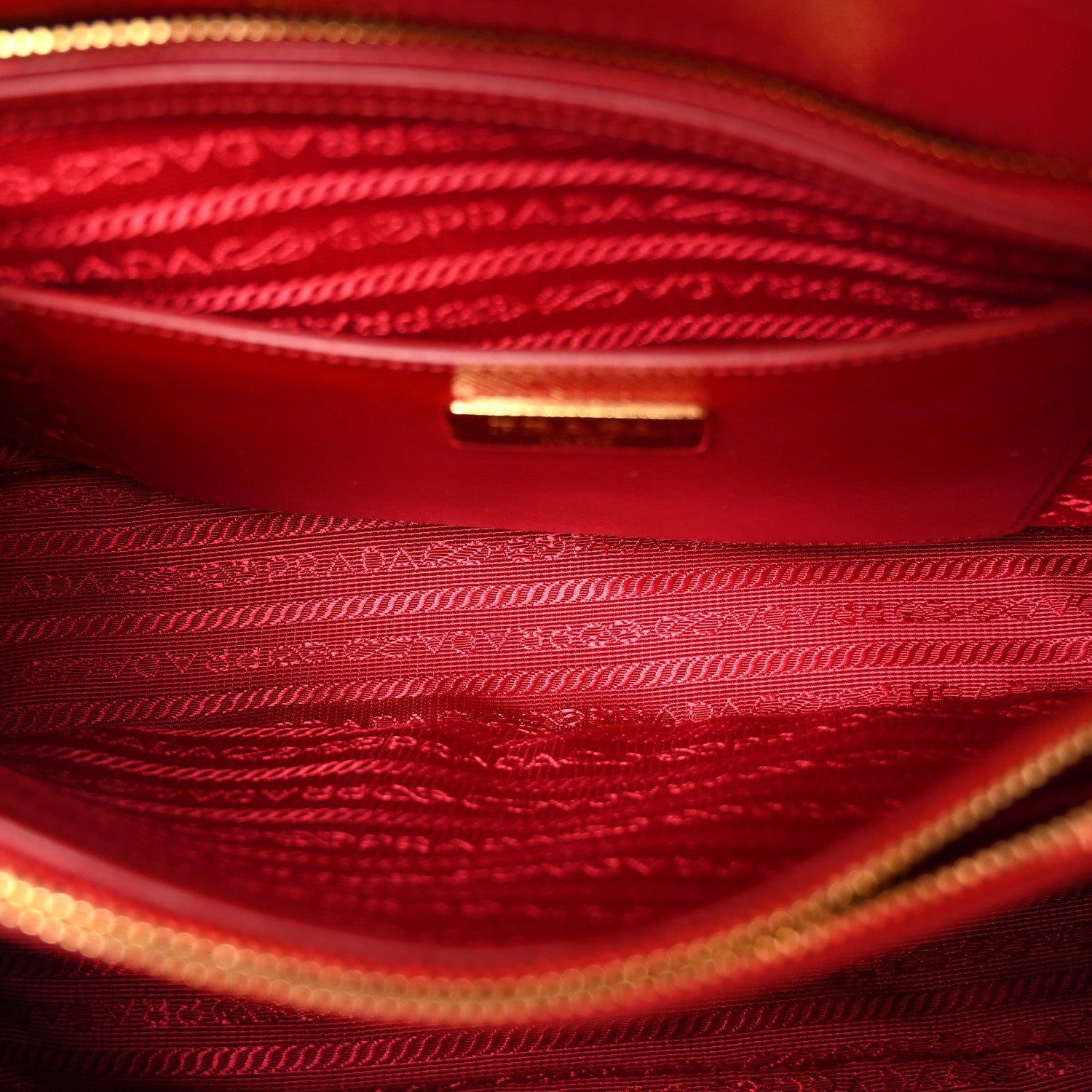 Prada Saffiano Vernice Medium Promenade Tote Rosso 5 of 10