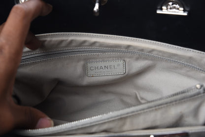 Chanel Aged Calfskin Quilted Be CC Tote Black 9 of 19