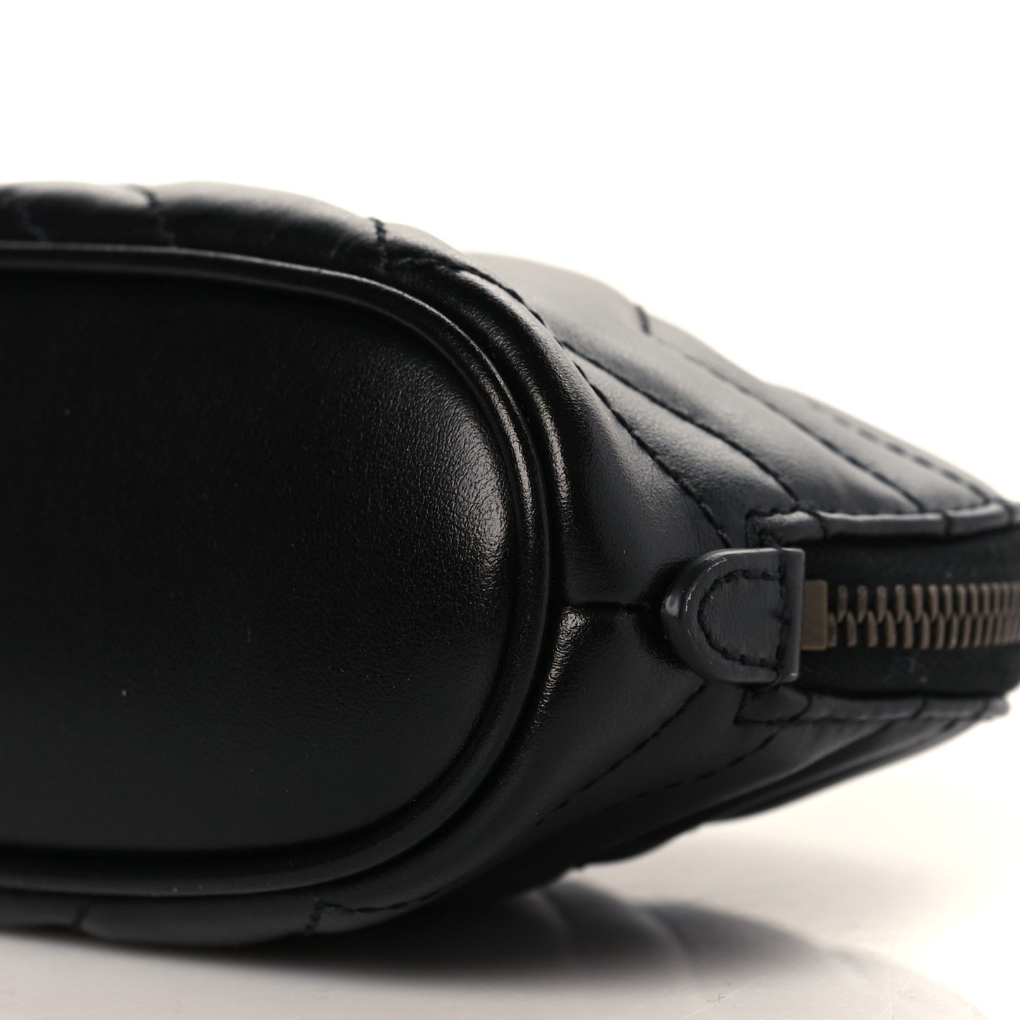 Calfskin Matelasse GG Marmont Pouch Cosmetic Case Black