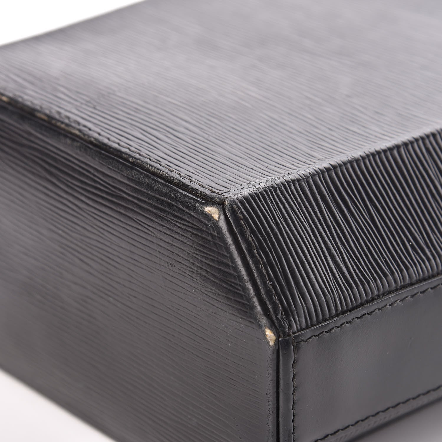 Louis Vuitton Epi Sac Seau Black 14 of 17