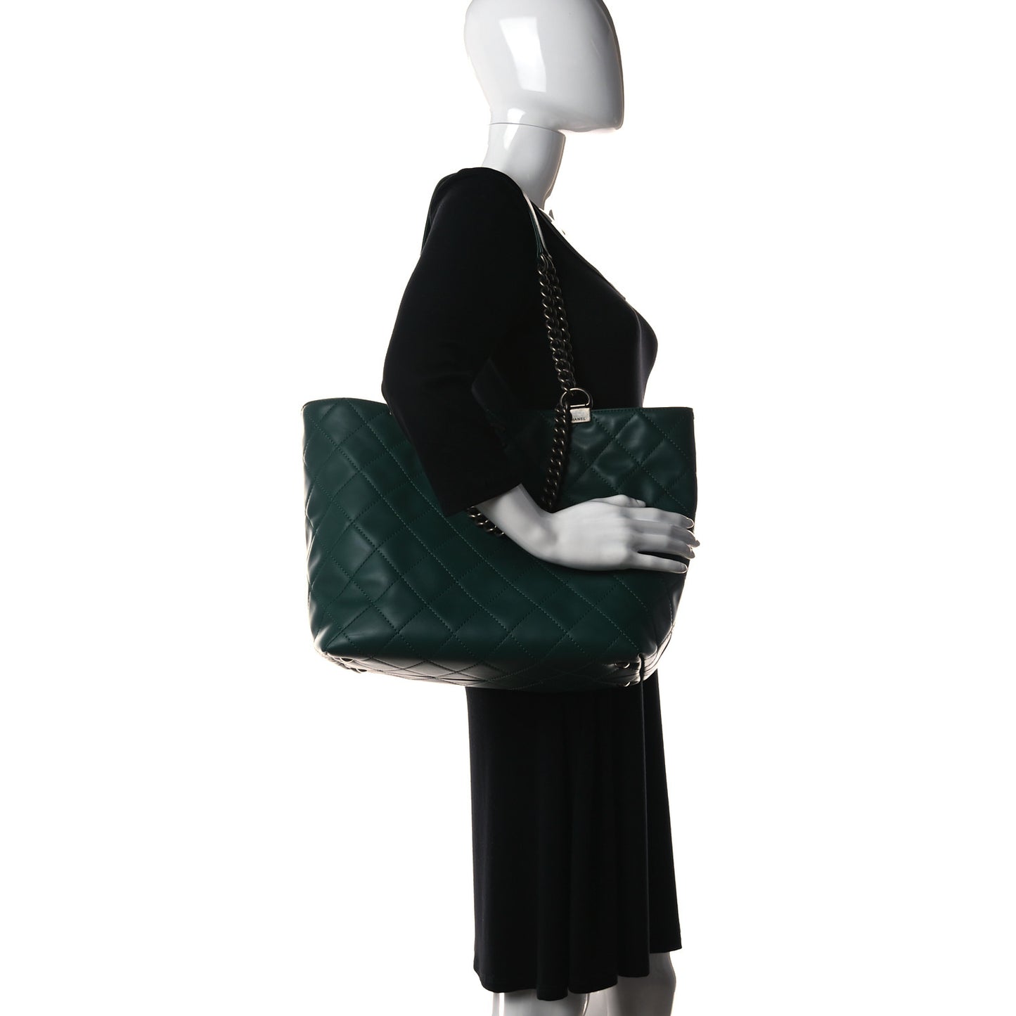 Calfskin Quilted Large Shopping In Chains Tote Green