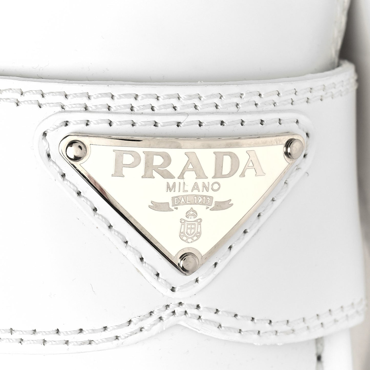 Spazzolato Metal Triangle Logo 50mm Loafers 39.5 White