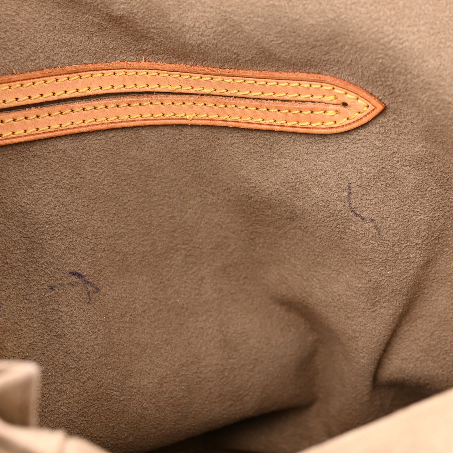 Monogram Multicolor Alma Black