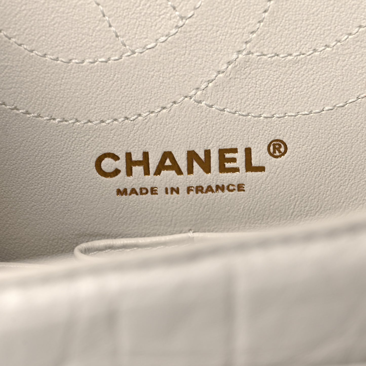 Aged Calfskin Quilted 2.55 Reissue 225 Flap White