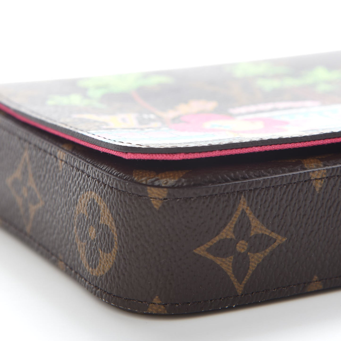 Monogram 2021 Christmas Animation Hollywood Pochette Felicie Chain Wallet Fuchsia