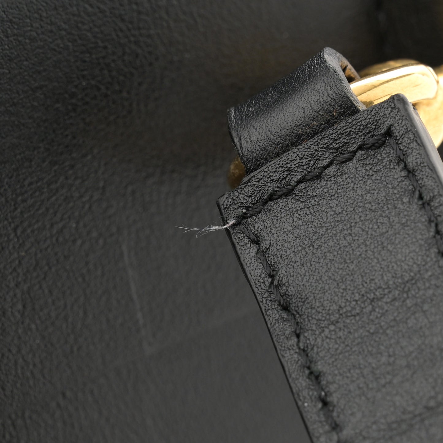 Calfskin Vlogo Loco Crossbody Bag Black