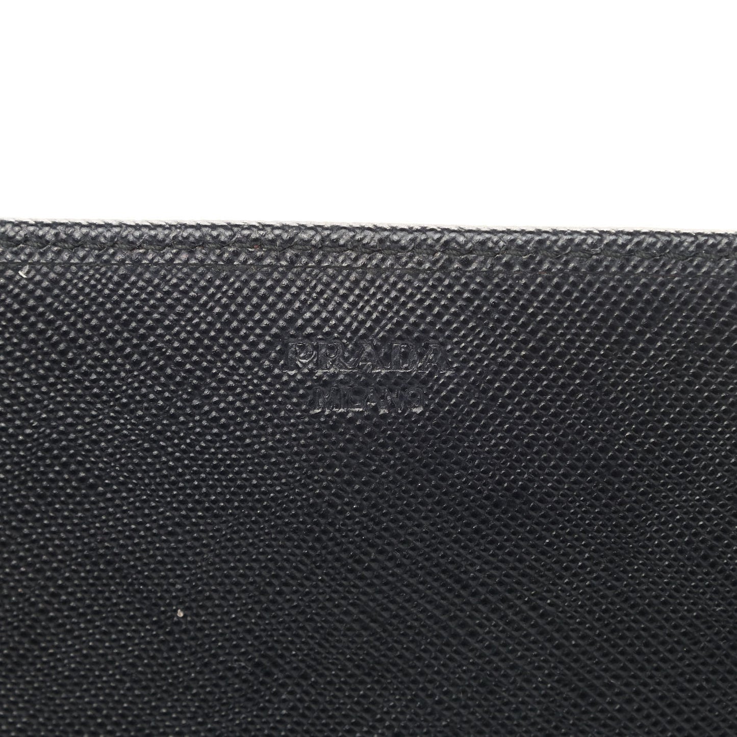 Saffiano Metal Oro Chain Wallet Black