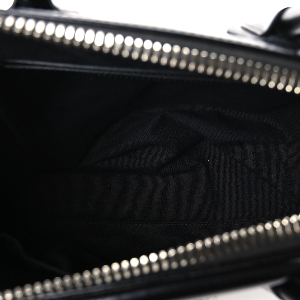 Shiny Lord Calfskin Small Antigona Black