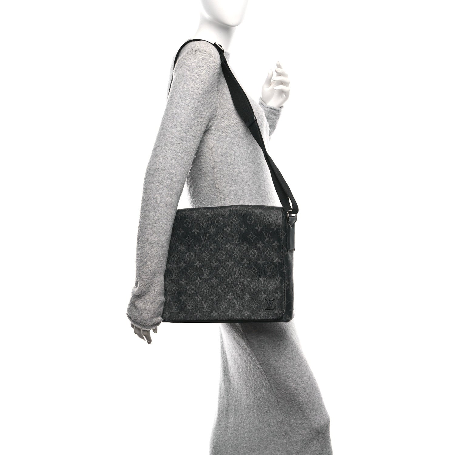 Louis Vuitton Monogram Eclipse District MM 2 of 9